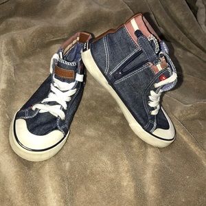 Tommy Hilfiger shoes size 13C